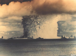 Illustration for article titled La devastadora potencia de las pruebas nucleares, en fotos